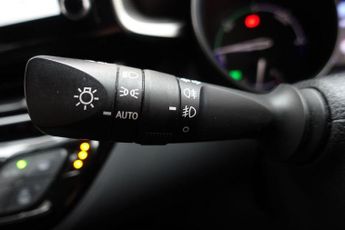 TOYOTA C-HR 2.0 VVT-h Orange Edition SUV 5dr Petrol Hybrid CVT Euro 6 (s/s) 