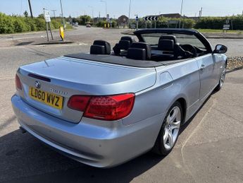 BMW 3 SERIES 2.0 320d SE Convertible 2dr Diesel Steptronic Euro 5 (184 ps)