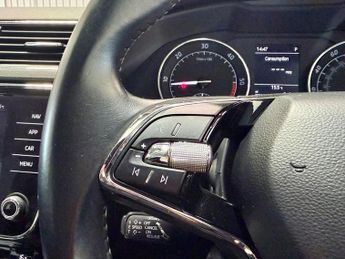 SKODA SUPERB 2.0 TDI SE Estate 5dr Diesel DSG Euro 6 (s/s) (122 ps)