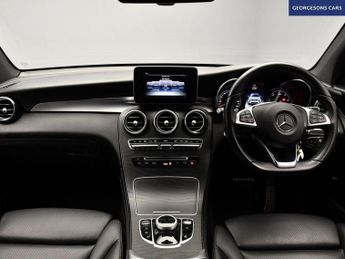 MERCEDES-BENZ GLC 2.1 GLC220d AMG Line SUV 5dr Diesel G-Tronic 4MATIC Euro 6 (s/s)