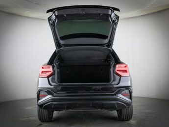 AUDI Q2 1.5 TFSI CoD 35 S line SUV 5dr Petrol S Tronic Euro 6 (s/s) (150