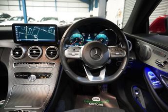 MERCEDES-BENZ C-CLASS 2.0 C220d AMG Line (Premium Plus) Coupe 2dr Diesel G-Tronic+ Eur