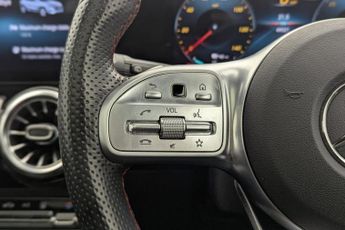 MERCEDES-BENZ EQA EQA 250 66.5kWh AMG Line SUV 5dr Electric Auto (190 ps)