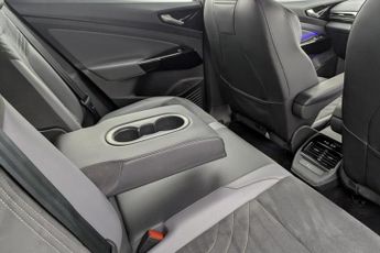 VOLKSWAGEN ID.4 Pure 52kWh Life SUV 5dr Electric Auto (148 ps)