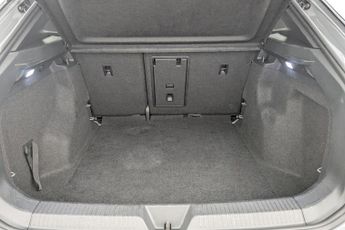 VOLKSWAGEN ID.4 Pure 52kWh Life SUV 5dr Electric Auto (148 ps)