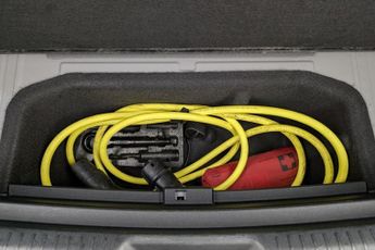 VOLKSWAGEN ID.4 Pure 52kWh Life SUV 5dr Electric Auto (148 ps)