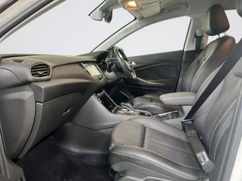 VAUXHALL GRANDLAND X 1.6 13.2kWh Elite Nav SUV 5dr Petrol Plug-in Hybrid Auto 4WD Eur