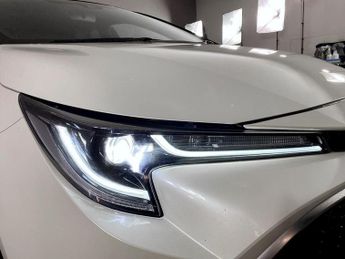 TOYOTA COROLLA 1.8 VVT-h Excel Hatchback 5dr Petrol Hybrid CVT Euro 6 (s/s) (12