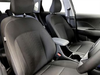 HYUNDAI KONA 65.4kWh Advance SUV 5dr Electric Auto (218 ps)