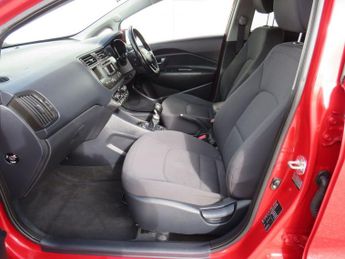 KIA RIO 1.4 3 Hatchback 5dr Petrol Manual Euro 5 (107 bhp)