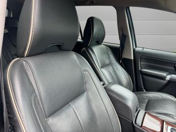 VOLVO XC90 3.2 Executive SUV 5dr Petrol Geartronic AWD (287 g/km, 235 bhp)