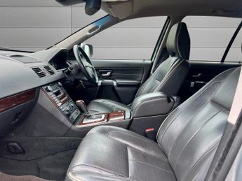 VOLVO XC90 3.2 Executive SUV 5dr Petrol Geartronic AWD (287 g/km, 235 bhp)