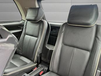 VOLVO XC90 3.2 Executive SUV 5dr Petrol Geartronic AWD (287 g/km, 235 bhp)