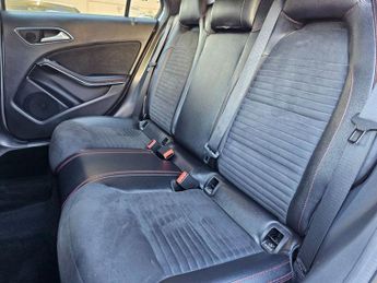 MERCEDES-BENZ A-CLASS 1.6 A180 AMG Line (Premium) Hatchback 5dr Petrol 7G-DCT Euro 6 (