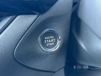 VAUXHALL GRANDLAND 1.5 Turbo D Elite SUV 5dr Diesel Auto Euro 6 (s/s) (130 ps)