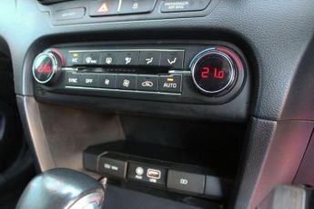 KIA CEED 1.6 CRDi 3 Hatchback 5dr Diesel DCT Euro 6 (s/s) (114 bhp)