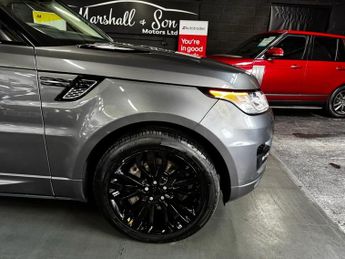 LAND ROVER RANGE ROVER SPORT 3.0 SD V6 HSE Dynamic SUV 5dr Diesel Auto 4WD Euro 6 (s/s) (306 