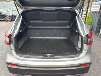 NISSAN QASHQAI 1.3 DIG-T Tekna SUV 5dr Petrol DCT Auto Euro 6 (s/s) (160 ps)