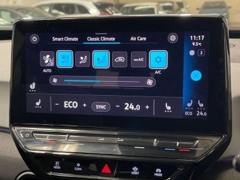 VOLKSWAGEN ID.3 Pro Performance 58kWh Family Hatchback 5dr Electric Auto (204 ps
