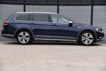 VOLKSWAGEN PASSAT 2.0 TDI BlueMotion Tech Alltrack Estate 5dr Diesel DSG 4Motion E