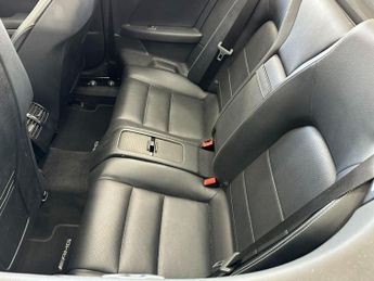 MERCEDES-BENZ E-CLASS 2.1 E250 CDI BlueEfficiency Sport Cabriolet 2dr Diesel G-Tronic+