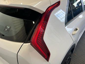 KIA NIRO 1.6h GDi 2 SUV 5dr Petrol Hybrid DCT Euro 6 (s/s) (139 bhp)