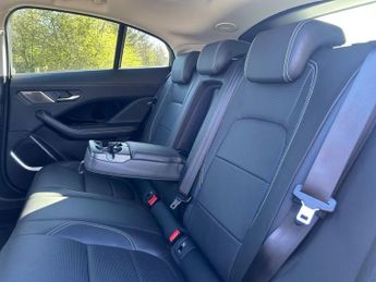 JAGUAR I-PACE 400 90kWh HSE SUV 5dr Electric Auto 4WD (400 ps)