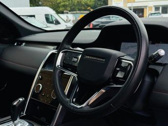 LAND ROVER DISCOVERY SPORT 1.5 P300e 12.2kWh R-Dynamic SE SUV 5dr Petrol Plug-in Hybrid Aut