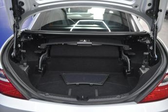 MERCEDES-BENZ SLK 2.1 SLK250 CDI BlueEfficiency AMG Sport Convertible 2dr Diesel G