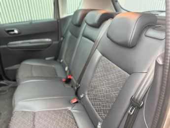 PEUGEOT 3008 1.6 BlueHDi Allure SUV 5dr Diesel Manual Euro 6 (s/s) (120 ps)