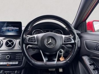 MERCEDES-BENZ GLA 1.6 GLA200 AMG Line Edition SUV 5dr Petrol 7G-DCT Euro 6 (s/s) (