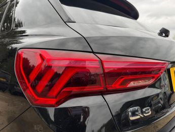 AUDI Q3 1.5 TFSI CoD 35 Black Edition SUV 5dr Petrol S Tronic Euro 6 (s/
