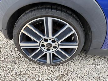 MINI CONVERTIBLE 1.5 Cooper Exclusive Convertible 2dr Petrol Steptronic Euro 6 (s