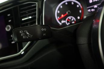 VOLKSWAGEN T-ROC 1.5 TSI EVO Black Edition SUV 5dr Petrol DSG Euro 6 (s/s) (150 p