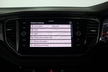 VOLKSWAGEN T-ROC 1.5 TSI EVO Black Edition SUV 5dr Petrol DSG Euro 6 (s/s) (150 p