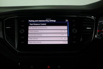 VOLKSWAGEN T-ROC 1.5 TSI EVO Black Edition SUV 5dr Petrol DSG Euro 6 (s/s) (150 p