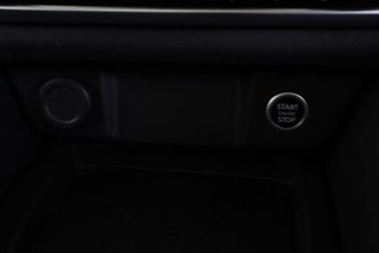 NISSAN QASHQAI 1.3 DIG-T MHEV N-Connecta XTRON Euro 6 (s/s) 5dr
