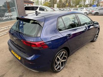 VOLKSWAGEN GOLF 2.0 TDI Style Hatchback 5dr Diesel DSG Euro 6 (s/s) (150 ps)