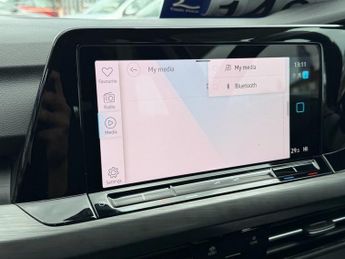 VOLKSWAGEN GOLF 2.0 TDI Style Hatchback 5dr Diesel DSG Euro 6 (s/s) (150 ps)