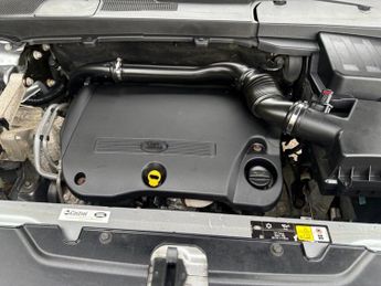 LAND ROVER FREELANDER 2 2.2 SD4 XS SUV 5dr Diesel CommandShift 4WD Euro 5 (190 ps)
