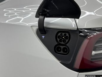 TESLA Model 3 Standard Range Plus Saloon 4dr Electric Auto RWD (241 bhp)