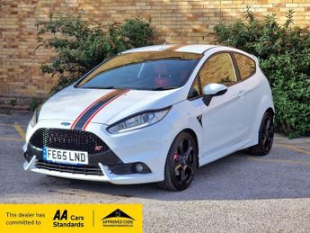 Ford Fiesta 1.6T EcoBoost ST-3 Hatchback 3dr Petrol Manual Euro 6 (182 ps)