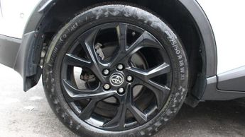 TOYOTA C-HR 1.8 VVT-h Dynamic SUV 5dr Petrol Hybrid CVT Euro 6 (s/s) (122 ps