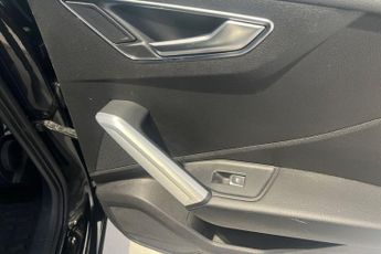 AUDI Q2 2.0 TFSI 40 S line SUV 5dr Petrol S Tronic quattro Euro 6 (s/s) 
