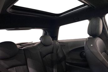 MINI Electric Hatch Cooper SE 32.6kWh Level 3 Hatchback 3dr Electric Auto (184 ps) P
