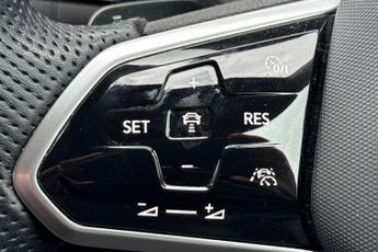 VOLKSWAGEN GOLF 2.0 TDI GTD Hatchback 5dr Diesel DSG Euro 6 (s/s) (200 ps) Front