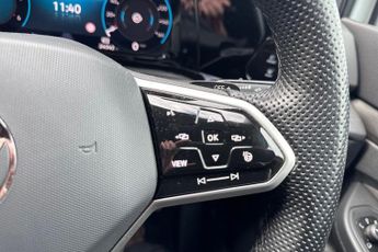 VOLKSWAGEN GOLF 2.0 TDI GTD Hatchback 5dr Diesel DSG Euro 6 (s/s) (200 ps) Front