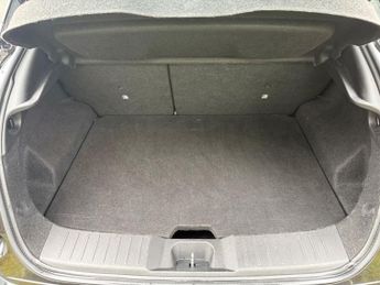 NISSAN JUKE 1.0 DIG-T N-Connecta SUV 5dr Petrol DCT Auto Euro 6 (s/s) (114 p