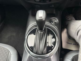 NISSAN JUKE 1.0 DIG-T N-Connecta SUV 5dr Petrol DCT Auto Euro 6 (s/s) (114 p