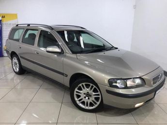 VOLVO V70 2.4 SE D5 5d AUTO 183 BHP